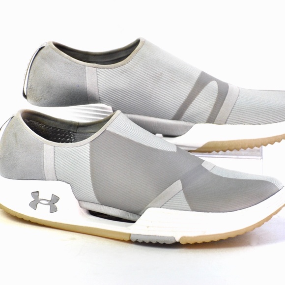 Size 7.5 Under Armour Women Sneakers - Picture 1 of 14